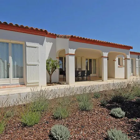 Elegant In Villa *
