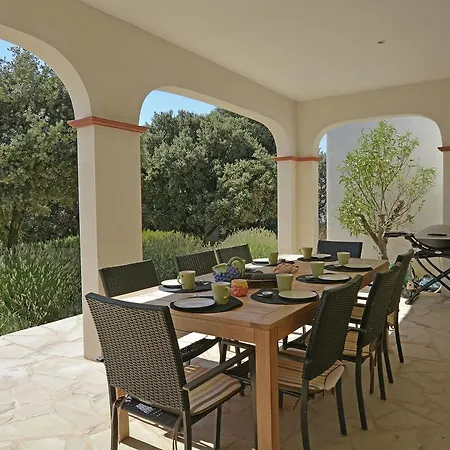 Villa Luxurious In With Pool