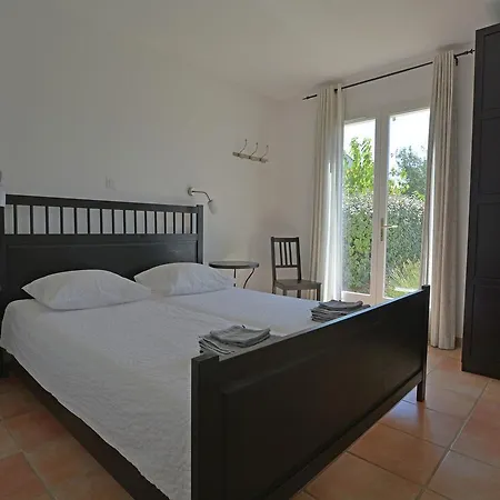 Villa Luxurious In With Pool Escales